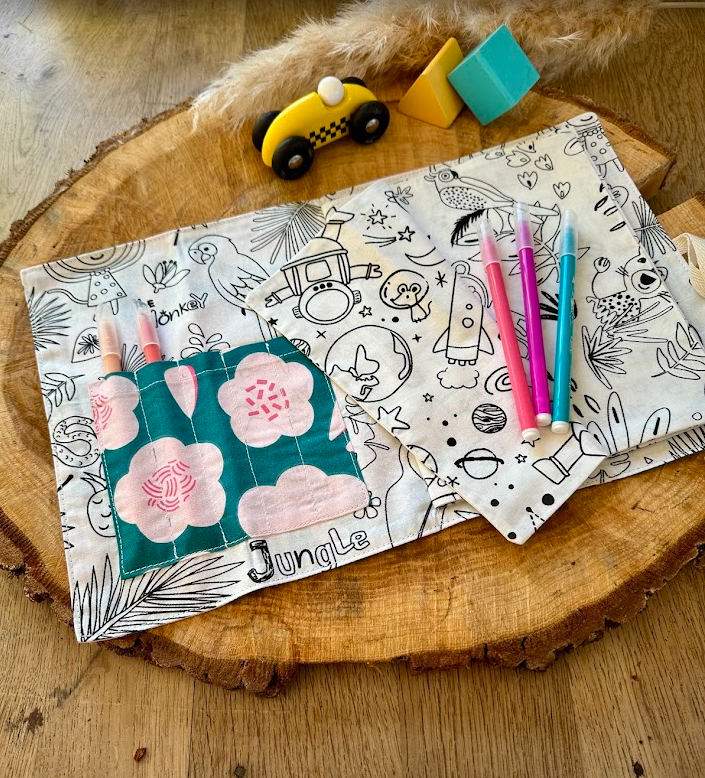 Cahier de coloriage lavable - Coloris Grosse Fleur rose