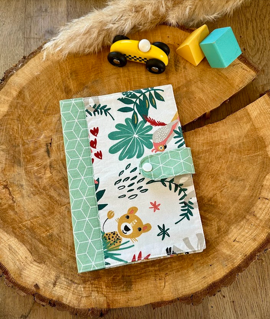 Carnet de santé personnalisable - Coloris Jungle